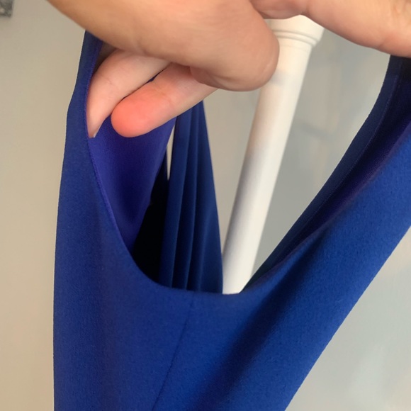 Guess dress small size 4 cobalt royal blue v neck cobalt asymmetrical mini - Picture 6 of 12